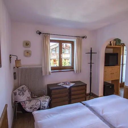 Гостьовий будинок Gasteiger 3*